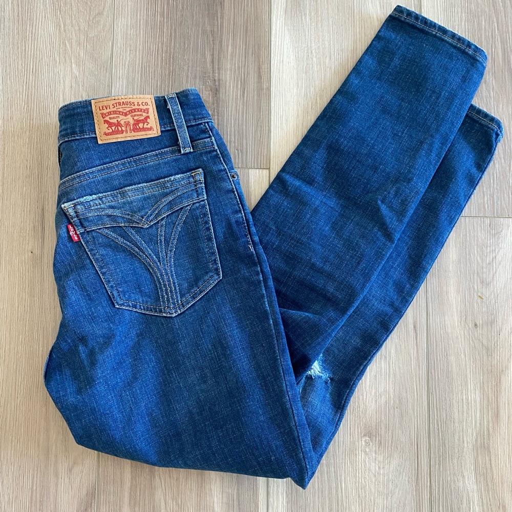Levi's Women's 721 High Rise Skinny Jeans, Blue Lightning, 27 (US 4)